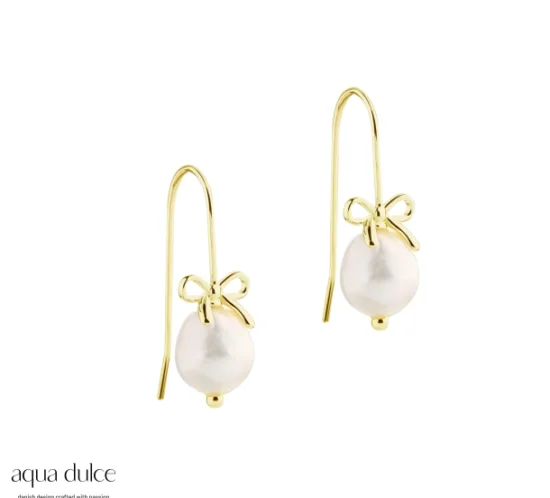 Bow pearls ørehænger fra Aqua Dulce